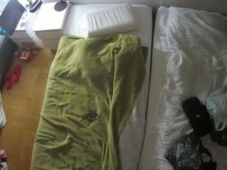 voyeurcam-julmodels-bed-5 webcam