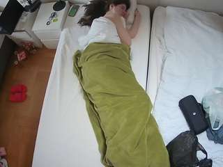 voyeurcam-julmodels-bed-5 webcam
