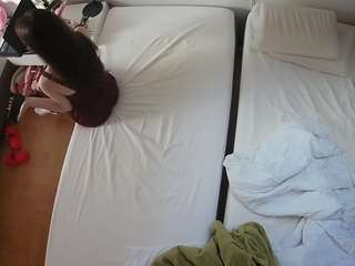 voyeurcam-julmodels-bed-5 webcam