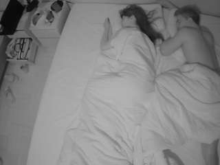 voyeurcam-julmodels-bed-5 webcam