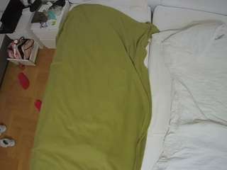 voyeurcam-julmodels-bed-5