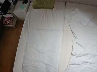 voyeurcam-julmodels-bed-5 Hidden live webcam