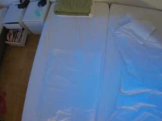 voyeurcam-julmodels-bed-5 live cam profile