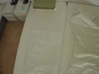 voyeurcam-julmodels-bed-5 live cam profile