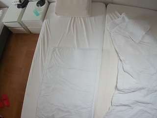 voyeurcam-julmodels-bed-5 live cam profile