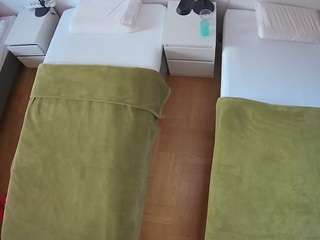 voyeurcam-julmodels-bed-5 live cam profile