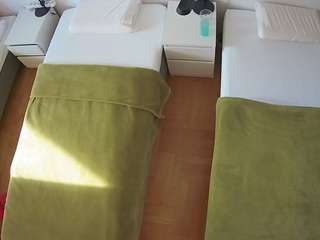 voyeurcam-julmodels-bed-5 live cam profile