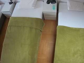 voyeurcam-julmodels-bed-5 live cam profile