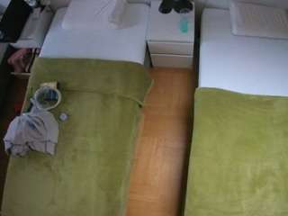 voyeurcam-julmodels-bed-5 live cam profile