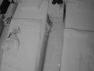 voyeurcam-julmodels-bed-5 live cam profile