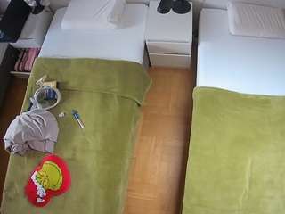 voyeurcam-julmodels-bed-5