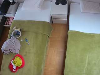 voyeurcam-julmodels-bed-5