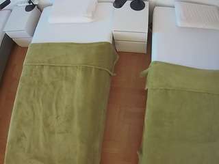 voyeurcam-julmodels-bed-5
