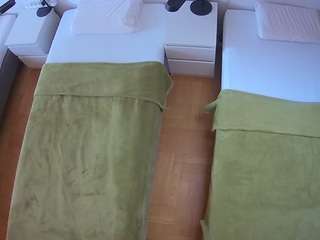 voyeurcam-julmodels-bed-5