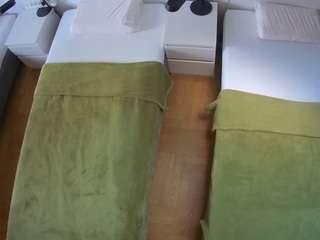 voyeurcam-julmodels-bed-5 webcam