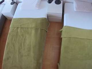 voyeurcam-julmodels-bed-5 webcam