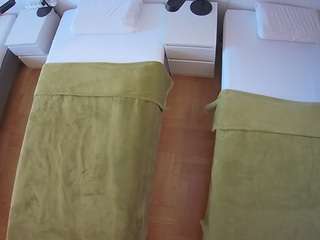 voyeurcam-julmodels-bed-5