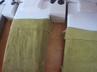 voyeurcam-julmodels-bed-5