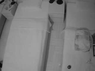 voyeurcam-julmodels-bed-5