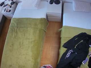 voyeurcam-julmod... Live Webcam on CamSoda