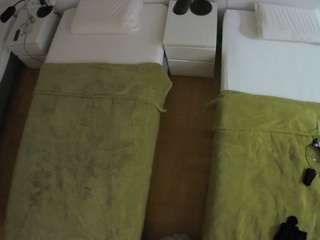 voyeurcam-julmodels-bed-5