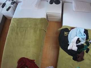 voyeurcam-julmodels-bed-5