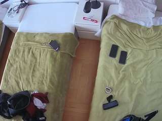 voyeurcam-julmodels-bed-5