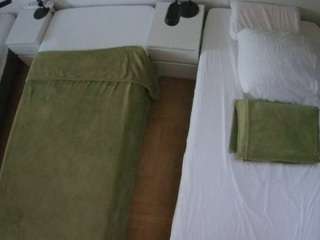voyeurcam-julmodels-bed-5