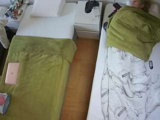 voyeurcam-julmodels-bed-5
