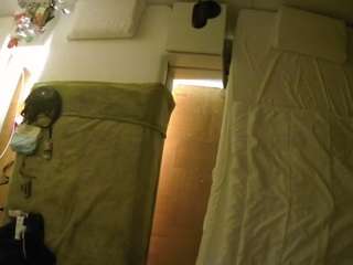 voyeurcam-julmodels-bed-5