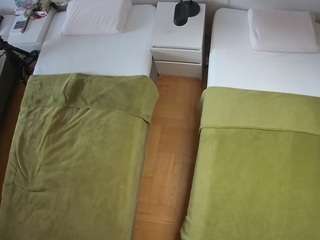 voyeurcam-julmodels-bed-5