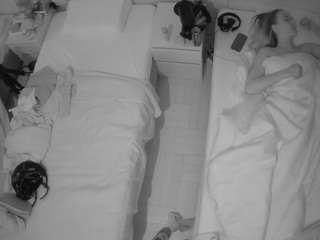 le modèle voyeurcam-julmodels-bed-5 est en webcam porno dans un show sur le site camsoda, il possède les tags suivants: flashing,hidden cam,julmodels-house,no drinking,no smoking,pov,sexting,sexwebcam,voyeur,hd