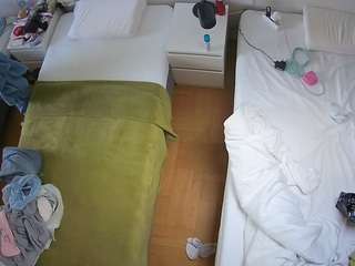 voyeurcam-julmodels-bed-5 webcam model
