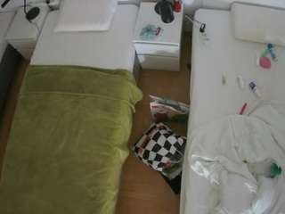 voyeurcam-julmodels-bed-5