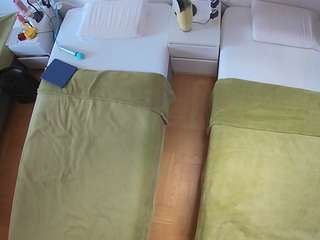 voyeurcam-julmodels-bed-5