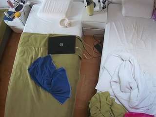 voyeurcam-julmodels-bed-5