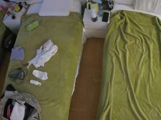voyeurcam-julmodels-bed-5