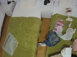 voyeurcam-julmodels-bed-5