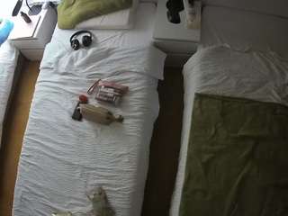voyeurcam-julmodels-bed-5 Sex Cam Show