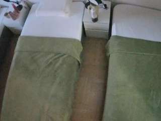 voyeurcam-julmodels-bed-5