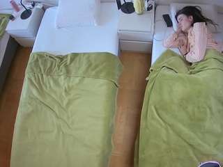voyeurcam-julmodels-bed-5