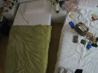 voyeurcam-julmodels-bed-5