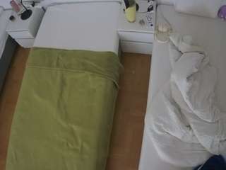 voyeurcam-julmodels-bed-5