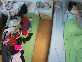 Julmodels Bedroom-D5's Live Sex Cam Show