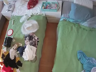 Julmodels Bedroom-D5's Live Sex Cam Show