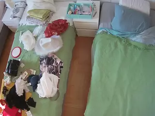 Julmodels Bedroom-D5's Live Sex Cam Show