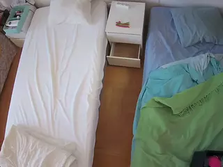 Julmodels Bedroom-D5's Live Sex Cam Show