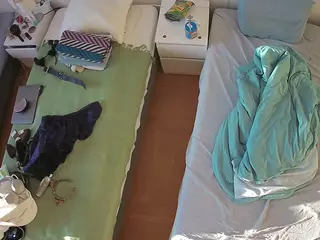 Julmodels Bedroom-D5's Live Sex Cam Show