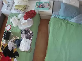 Julmodels Bedroom-D5's Live Sex Cam Show