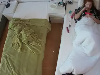 Julmodels Bedroom-D5's Live Sex Cam Show